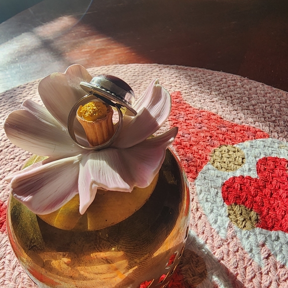 Ring - Picture 3 of 3